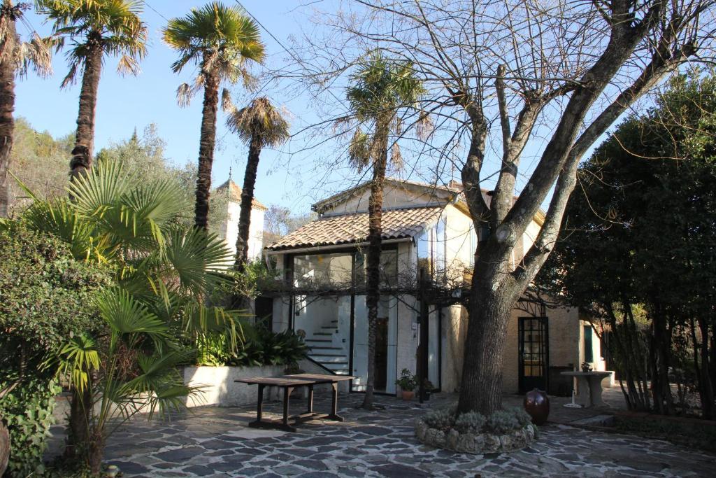 Les Montades Chambres d'Hôtes Anduze Exterior foto